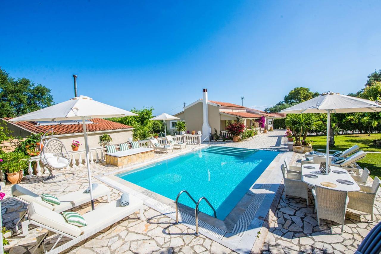 Villa Zapphira Peritheia Corfu Buitenkant foto